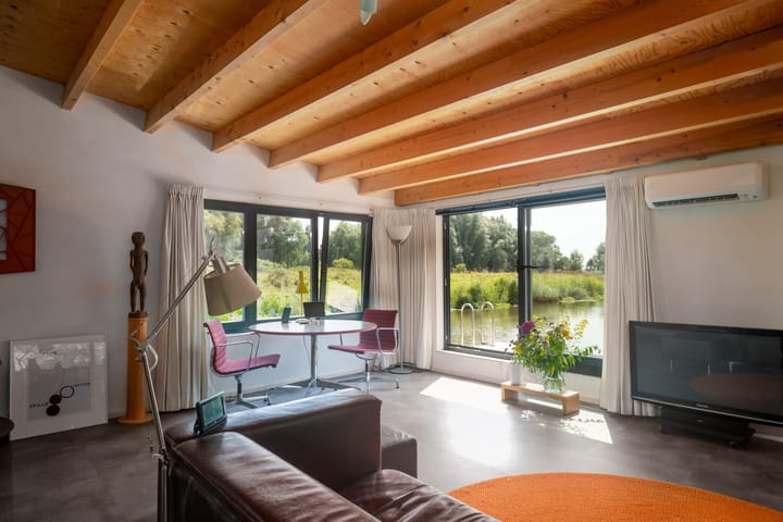 Photo 2 of Nieuwbrugsterweg 1017