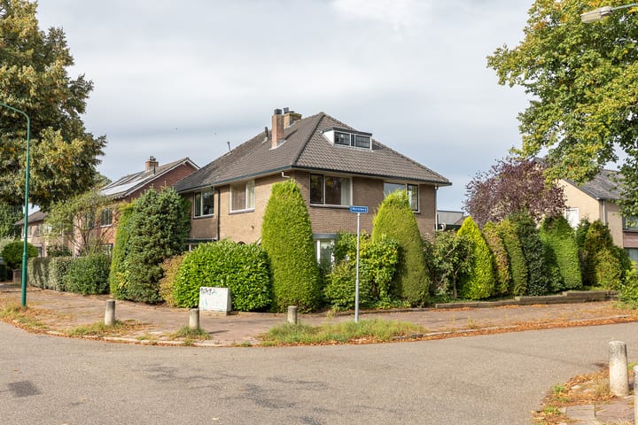 Foto 28 van Nachtegaalweg 28