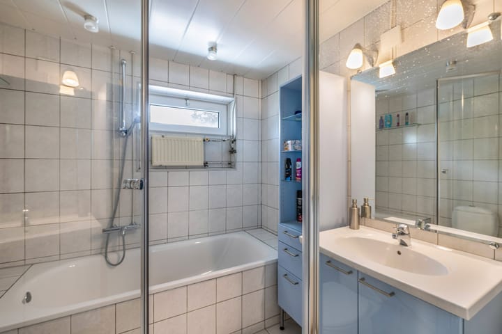 Foto 33 van Karveel 04 37