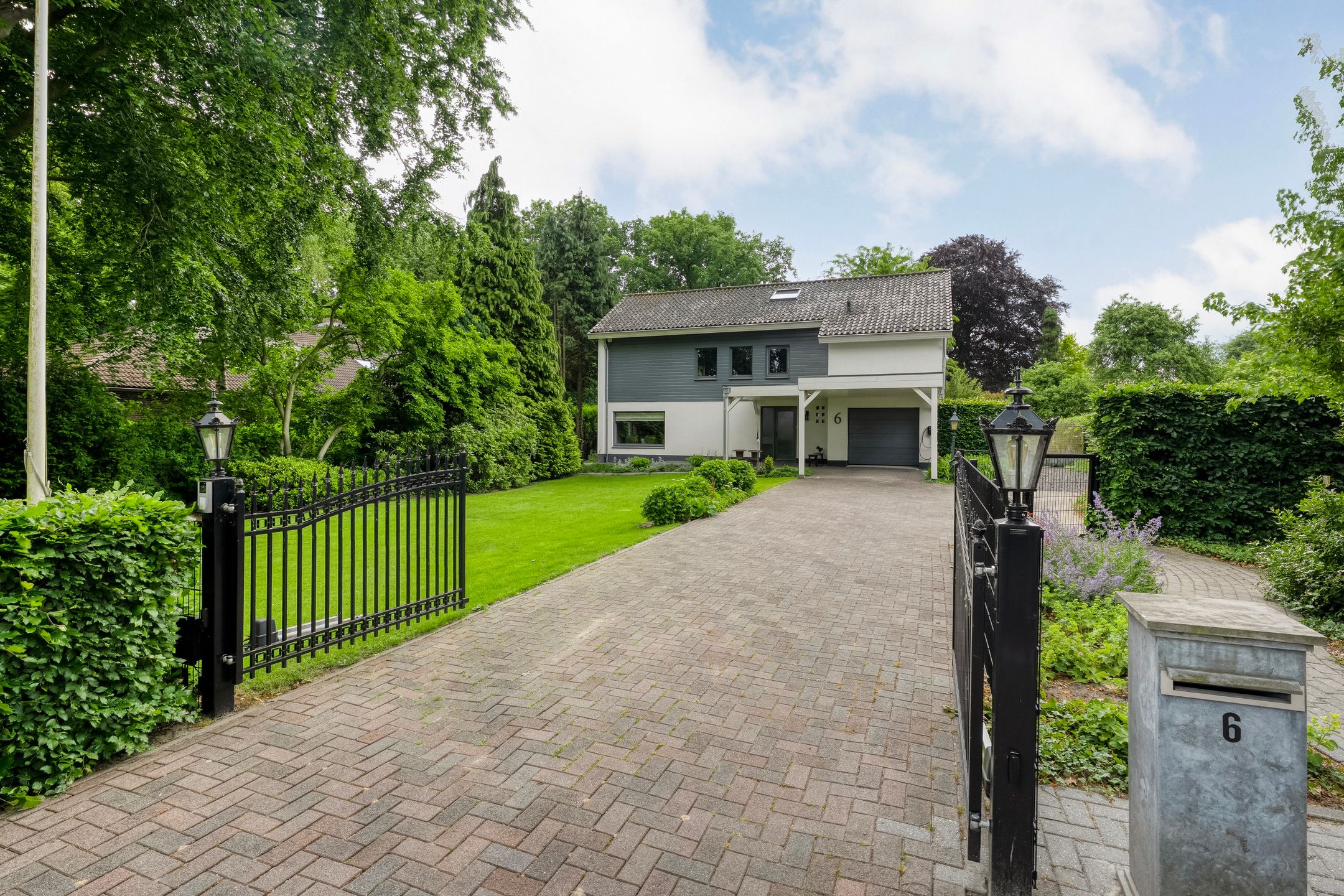 Mr. Zacharias Tijllaan 6 