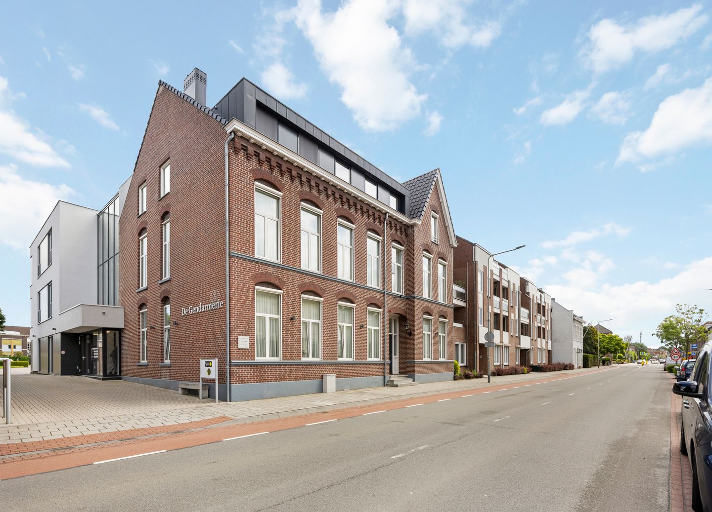 View photo 2 of Peijerstraat 55