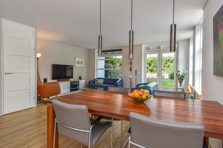 Foto 8 van Cypergras 215