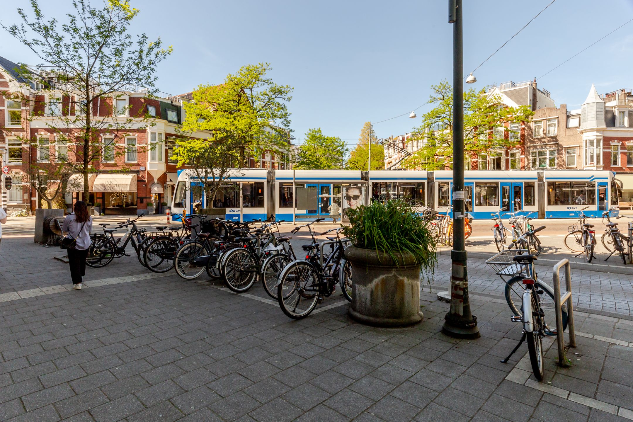 Foto 30 van Cornelis Schuytstraat 26-3