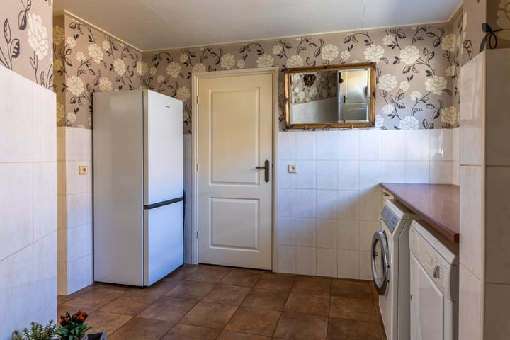 Foto 18 van Sluiskade NZ 4