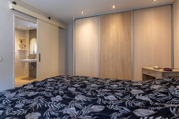 Foto 28 van Sluiskade NZ 4