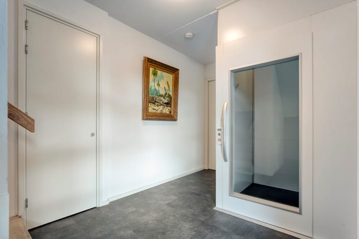 Photo 12 of Burgemeester Oprellaan 1-H