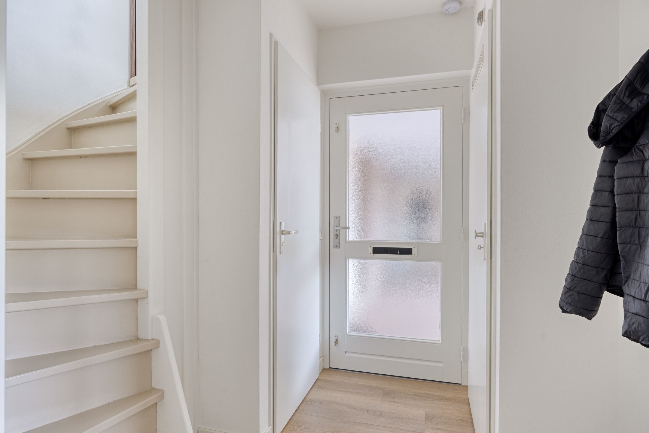 Photo 9 of Petrus Vossenstraat 6