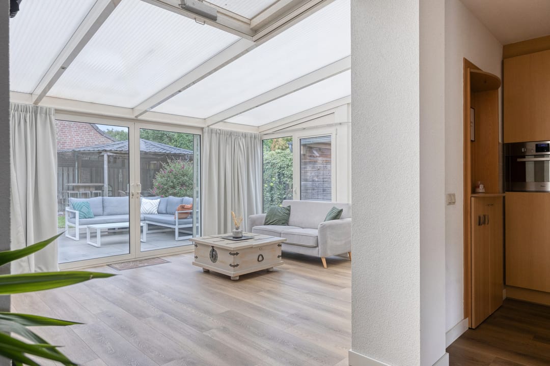 Photo 17 of Petrus Vossenstraat 6