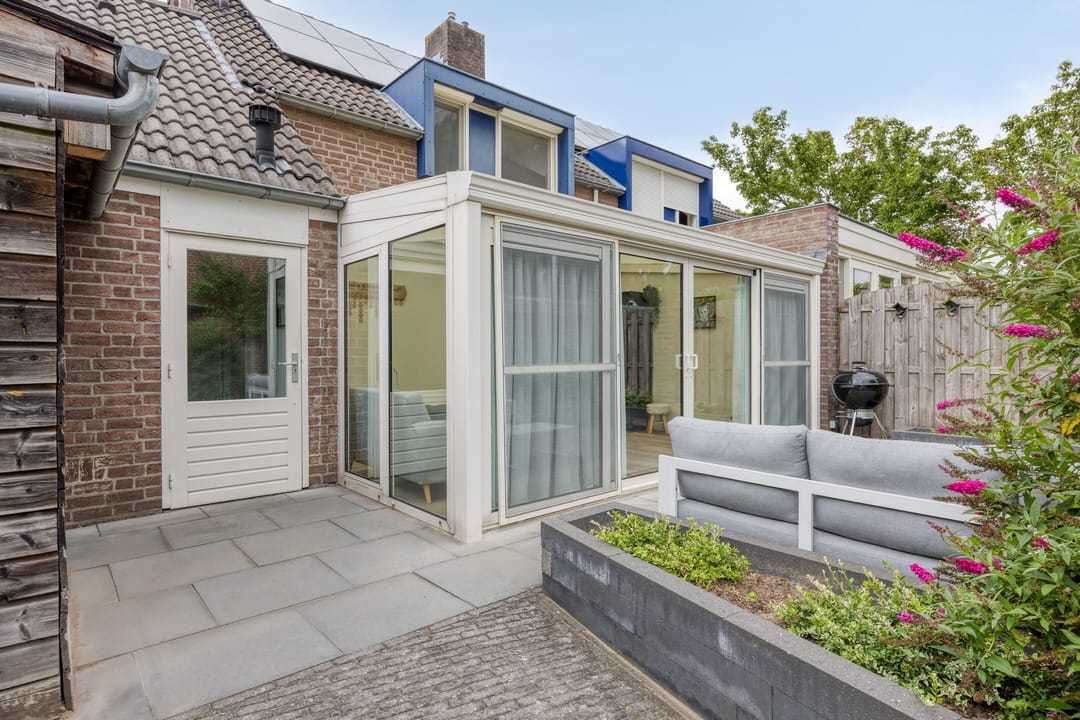 Photo 37 of Petrus Vossenstraat 6