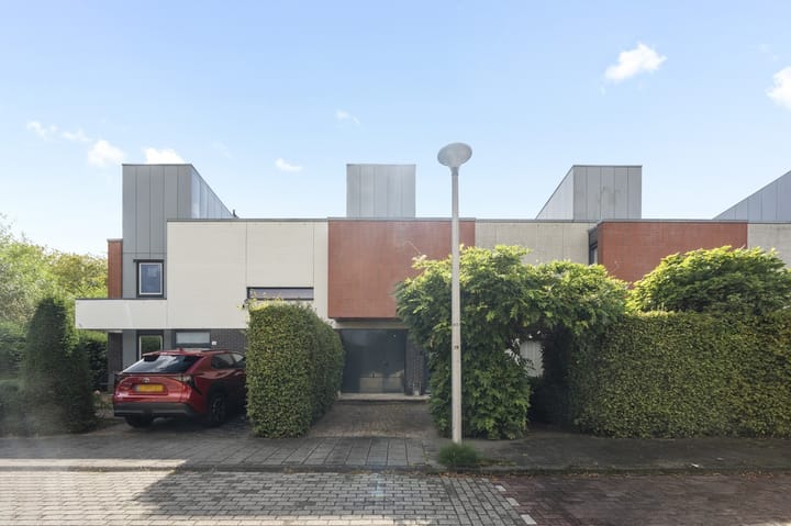 Foto 1 van Purperreiger 22