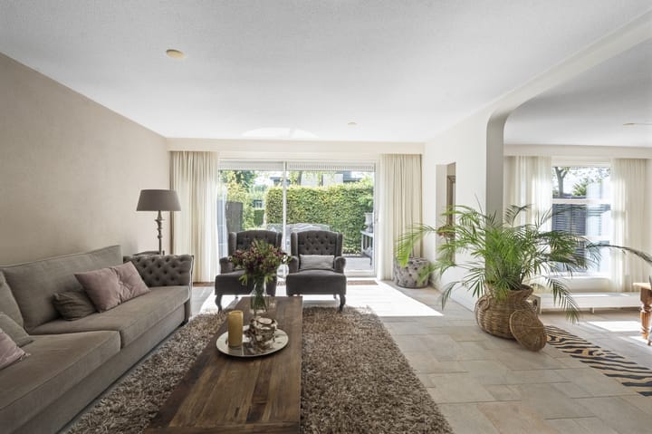 Foto 3 van Purperreiger 22