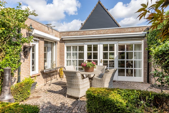 Photo 24 of Elsenwas 20