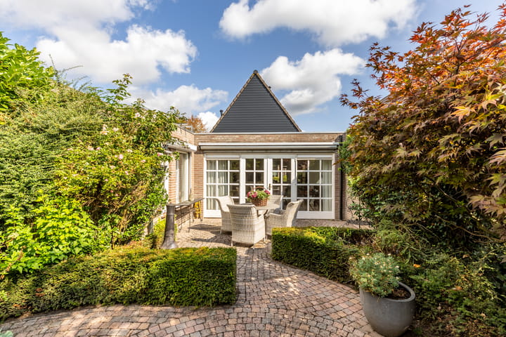 Photo 32 of Elsenwas 20