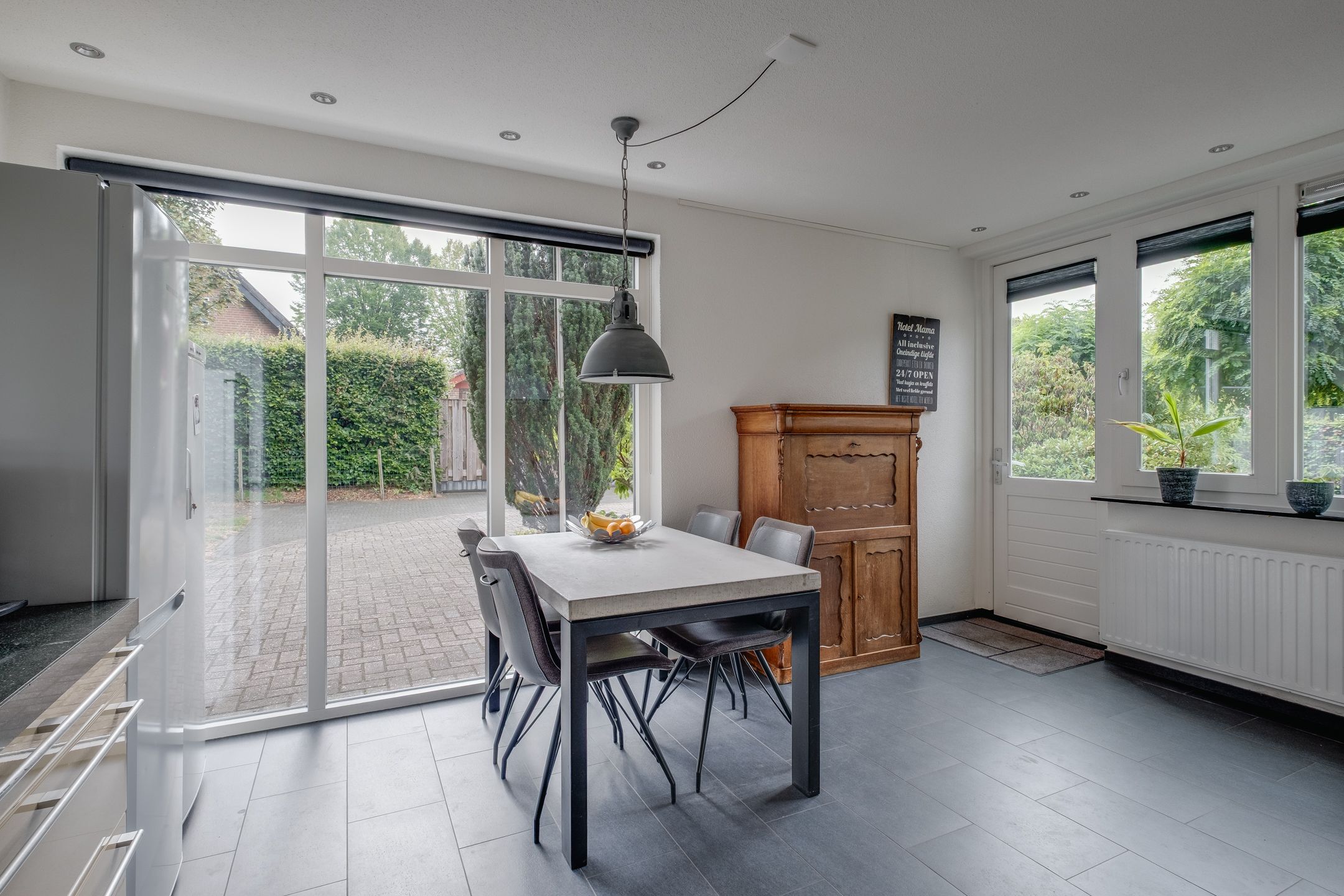 Photo 12 of Witbol 11