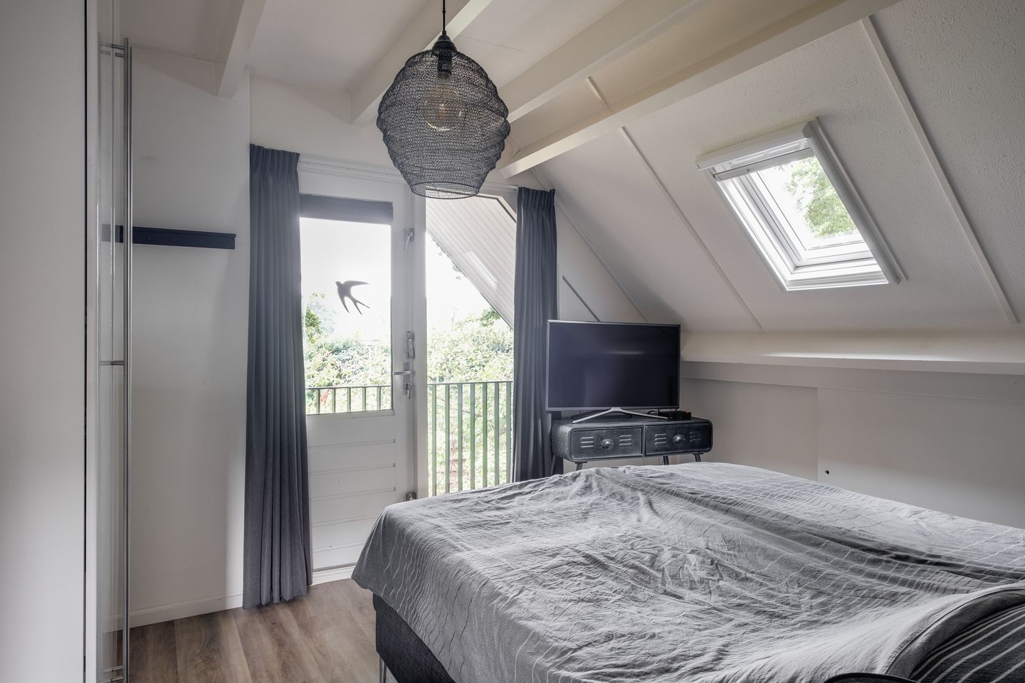 Photo 19 of Witbol 11