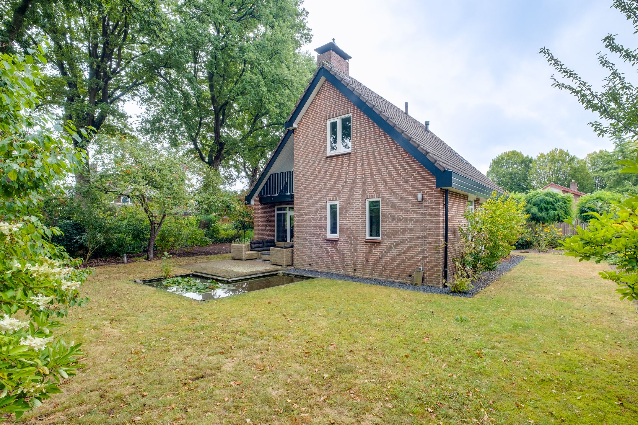 Photo 27 of Witbol 11