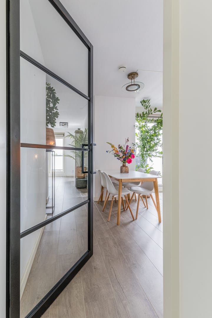 Foto 5 van Veldhovenring 64-13