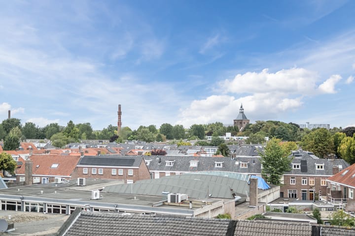 Foto 16 van Veldhovenring 64-13