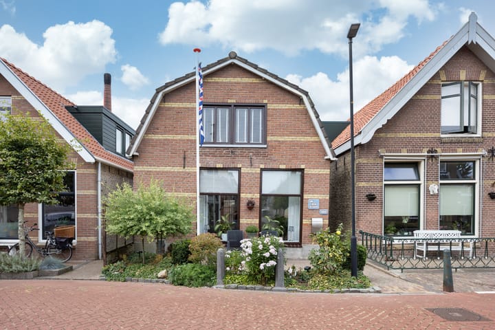 Foto 1 van 1e Hollandiastraat 12