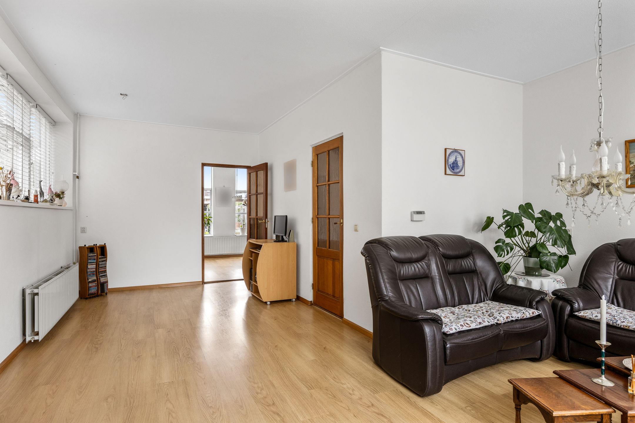 Foto 6 van 1e Hollandiastraat 12