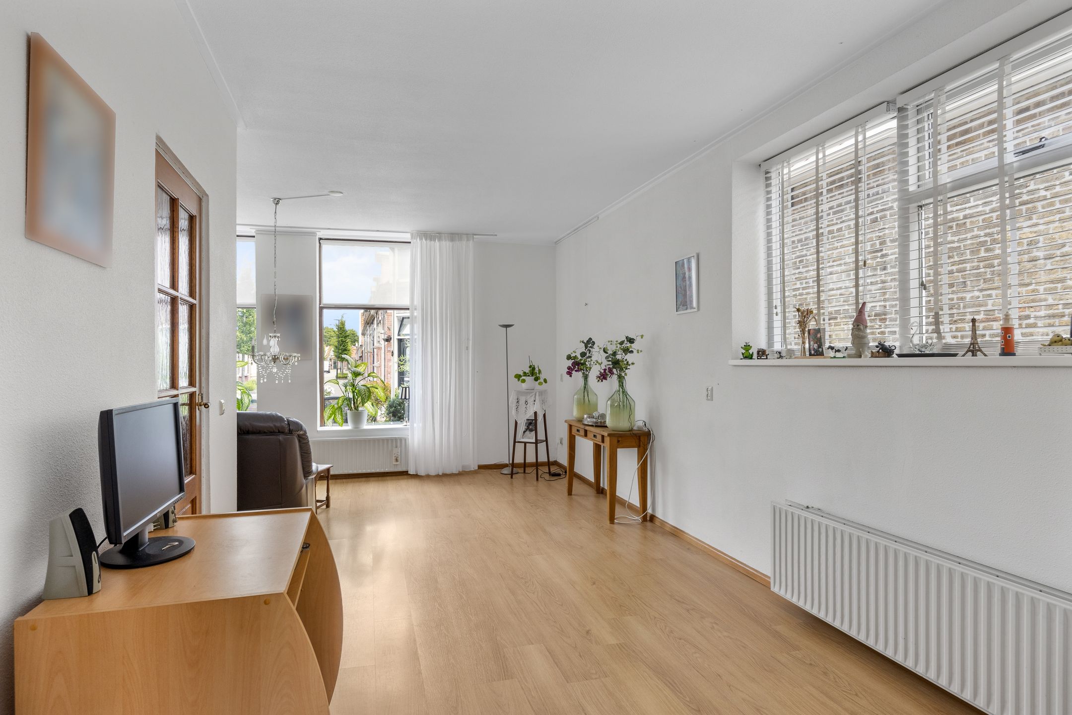 Foto 9 van 1e Hollandiastraat 12