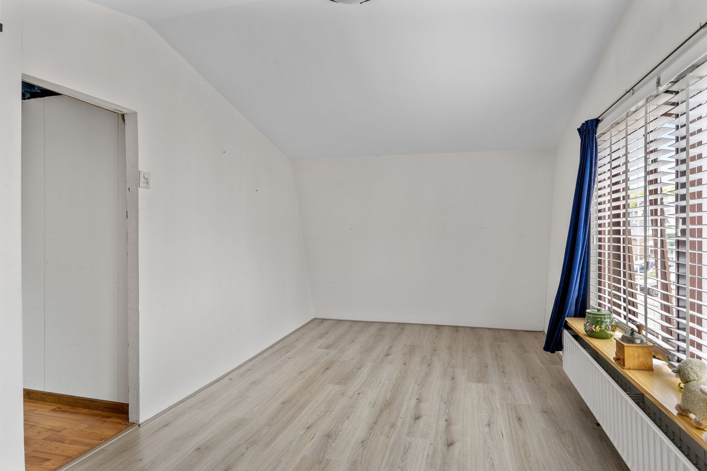 Foto 19 van 1e Hollandiastraat 12