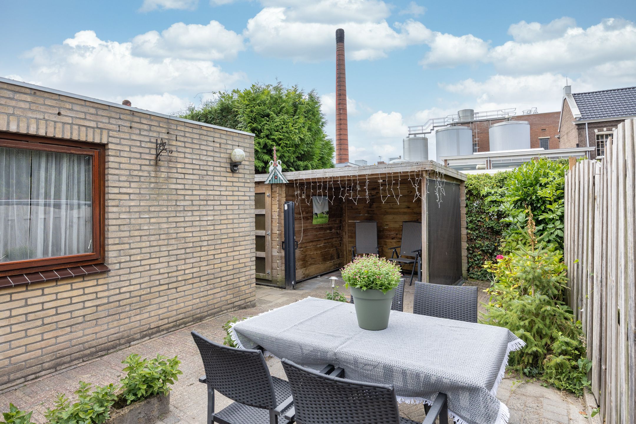 Foto 30 van 1e Hollandiastraat 12