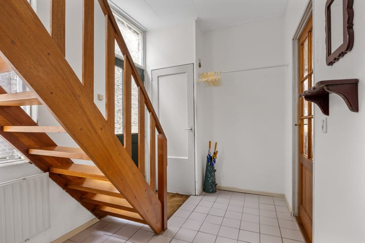 Foto 15 van 1e Hollandiastraat 12