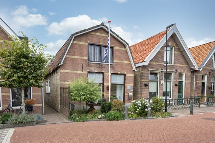 Foto 37 van 1e Hollandiastraat 12