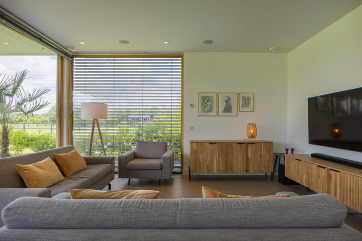 Foto 13 van Rijksweg 11-B