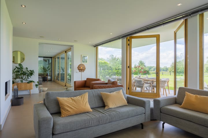 Foto 14 van Rijksweg 11-B