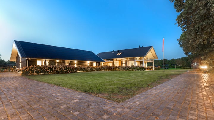 Foto 4 van Rijksweg 11-B