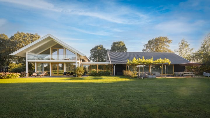 Foto 84 van Rijksweg 11-B