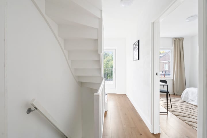 Foto 24 van Maasstraat 6