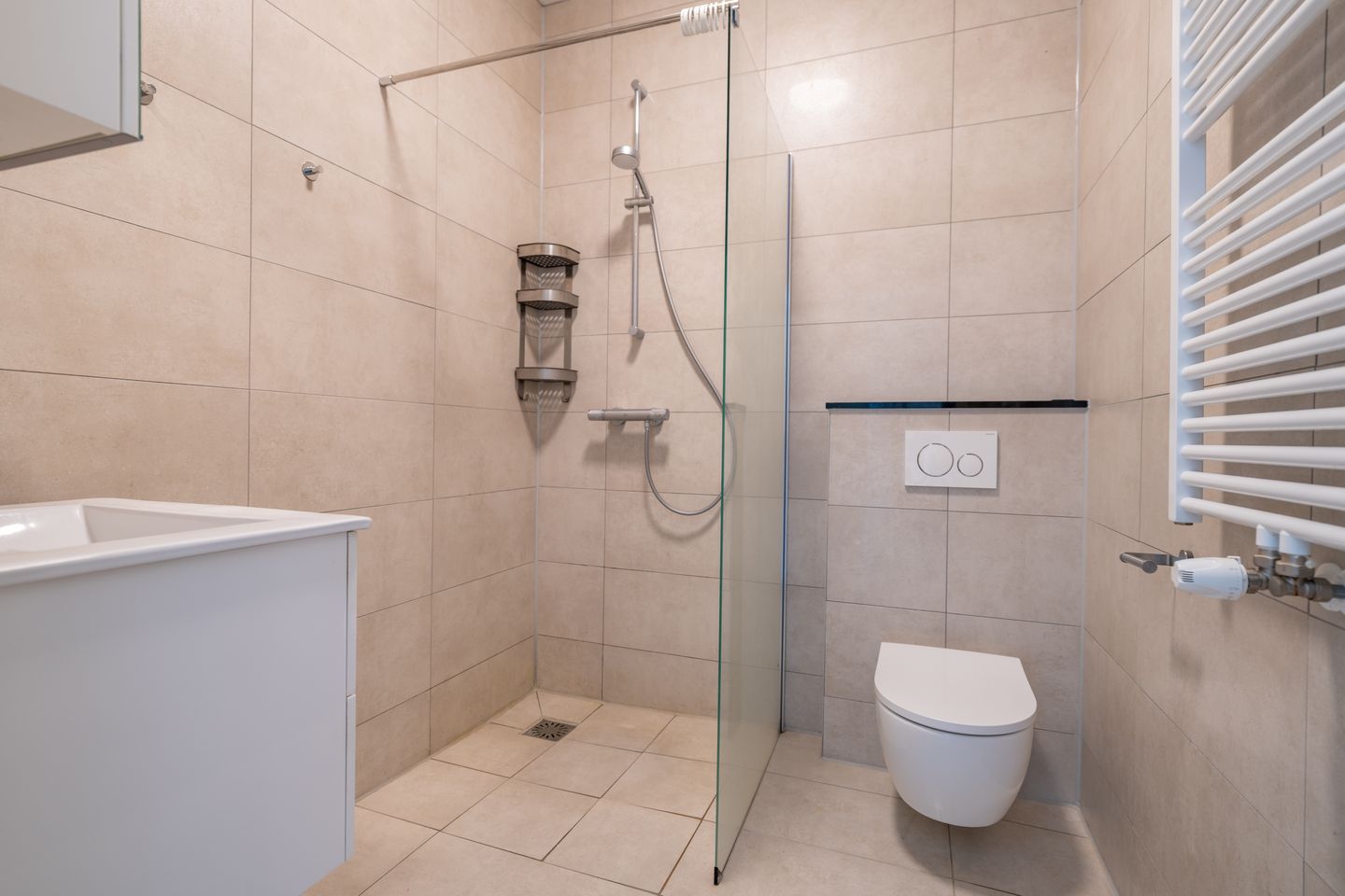 Foto 20 van Amsterdamsestraatweg 122-A