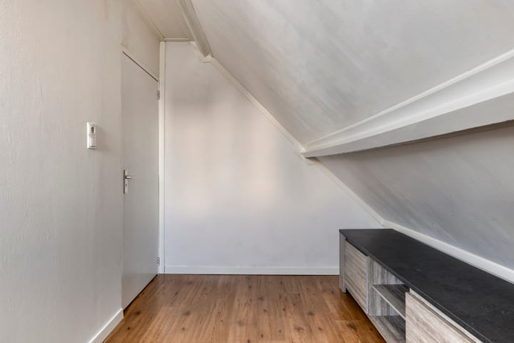 Foto 25 van Oranjeboomstraat 14