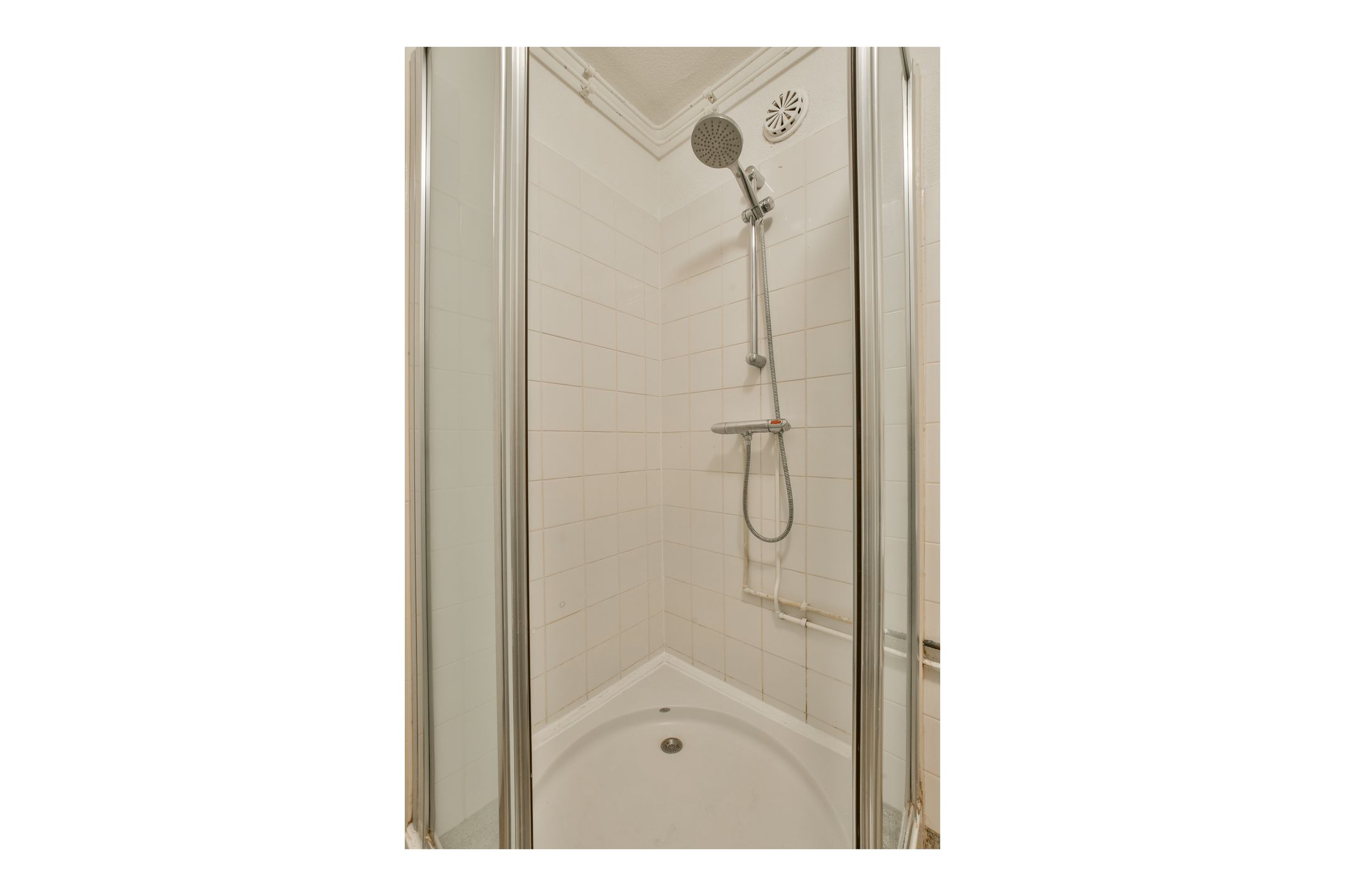 Foto 15 van Wamelstraat 128