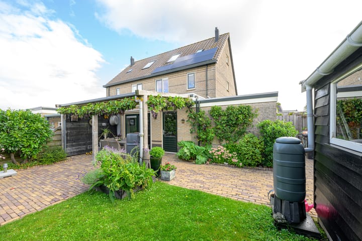 Foto 32 van Veldbies 13