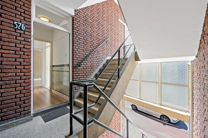 Foto 8 van Leyweg 576