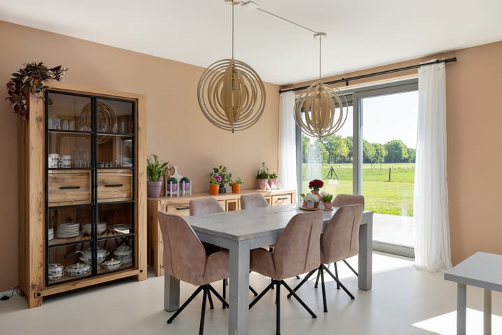 Foto 15 van Steunenbergerweg 18