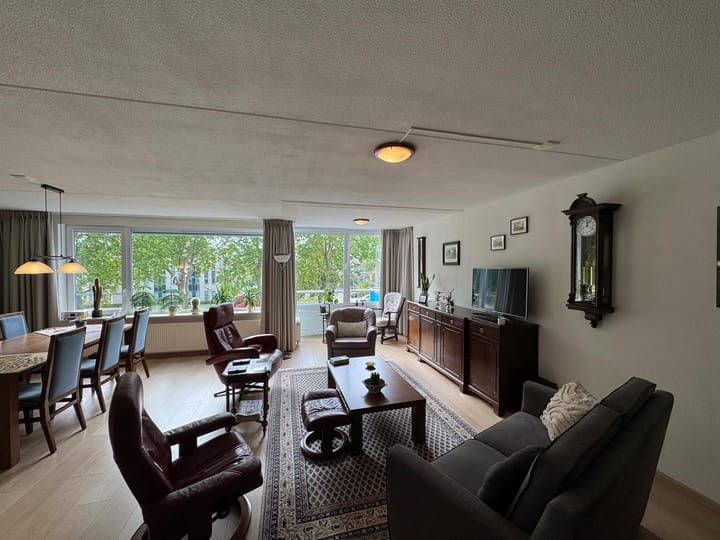 Photo 4 of dr. Buijzestraat 40