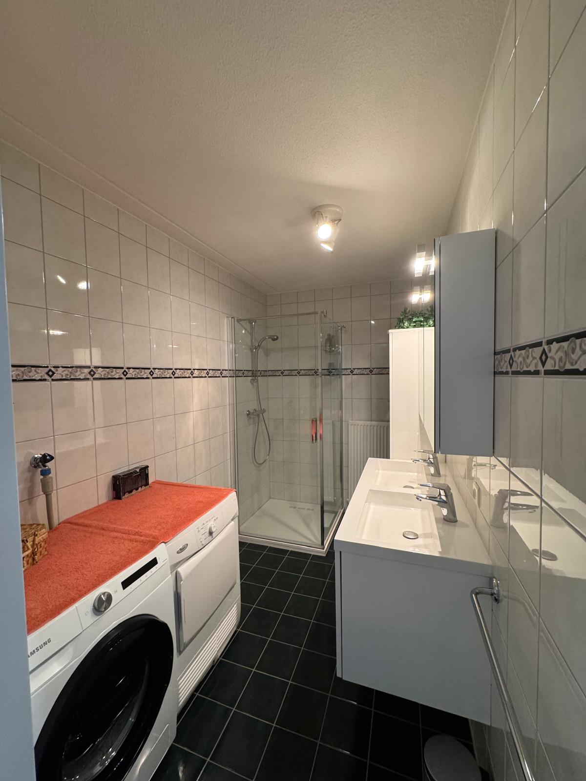 Foto 15 van dr. Buijzestraat 40