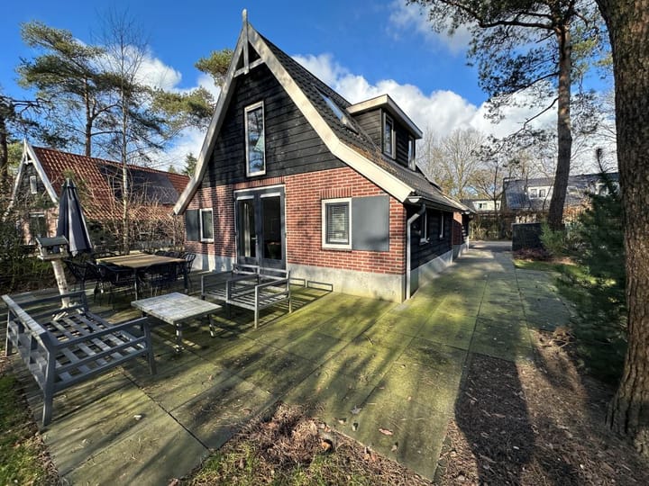 Photo 16 of Vijverlaan 1-PB40