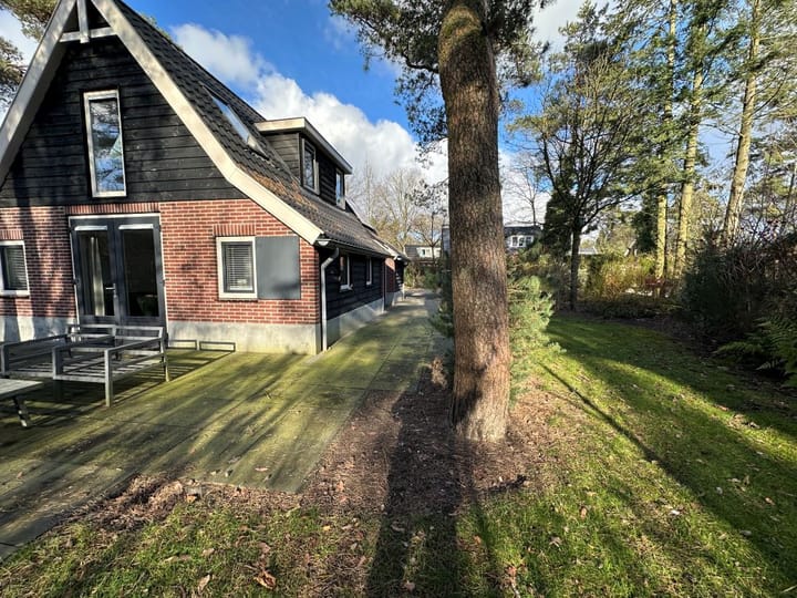 Photo 17 of Vijverlaan 1-PB40