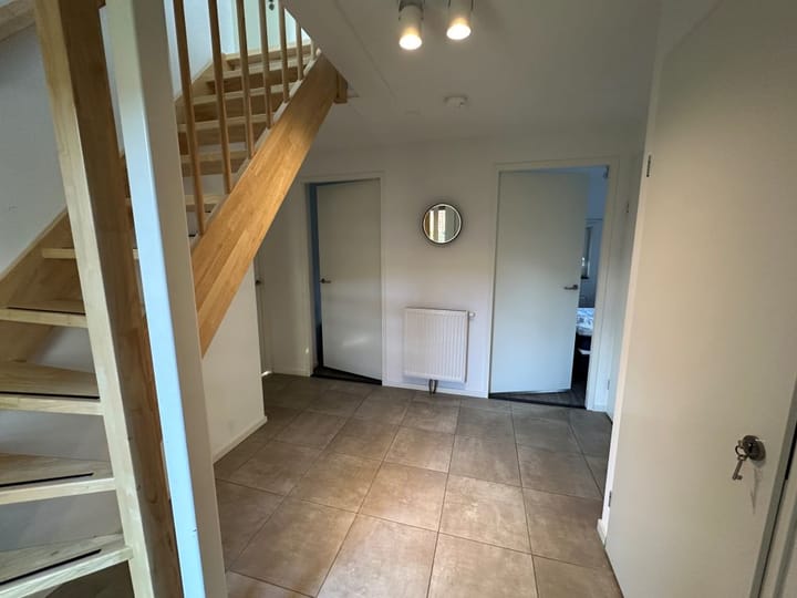 Photo 9 of Vijverlaan 1-PB40