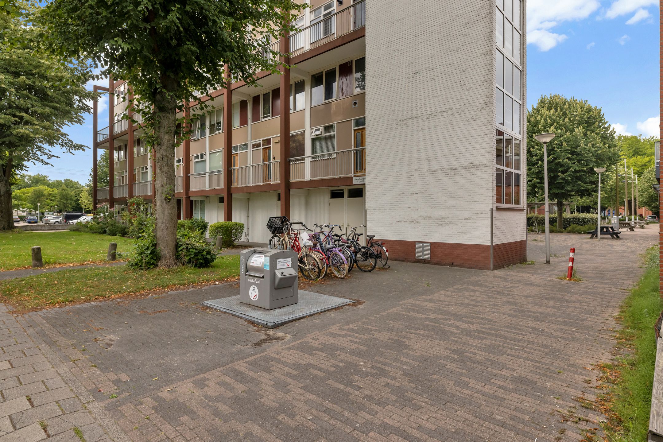 Foto 3 van Zilverschoonplein 28