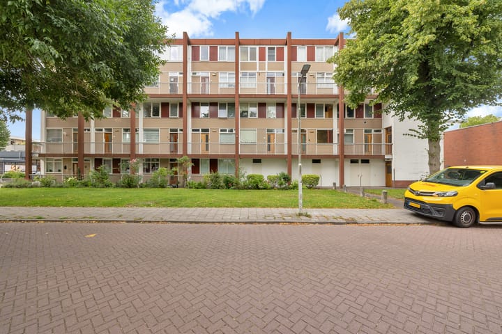 Photo 2 of Zilverschoonplein 28