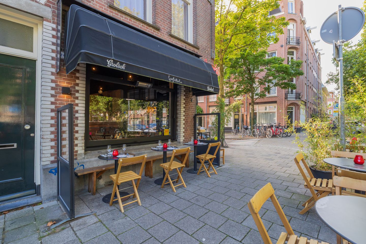 Bekijk foto 4 van Van Ostadestraat 1