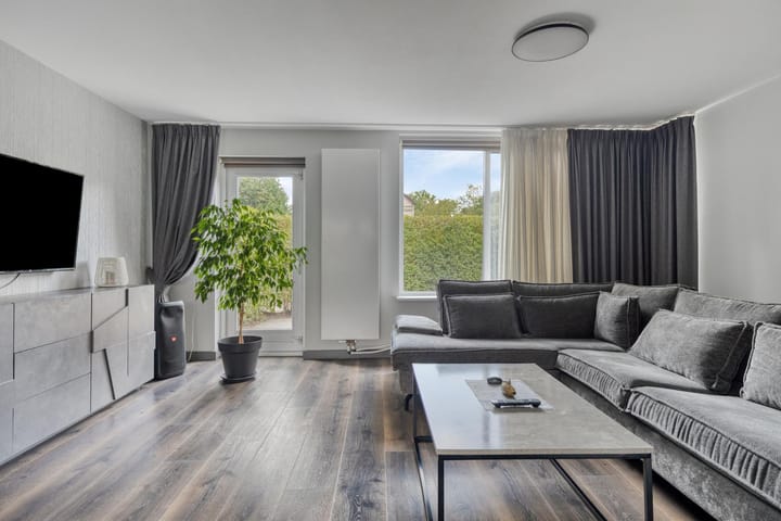 Foto 2 van Oderstraat 15