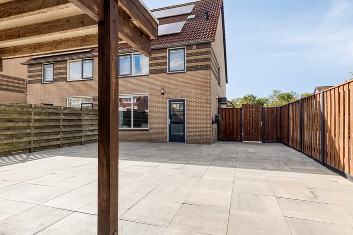 Foto 24 van Oderstraat 15